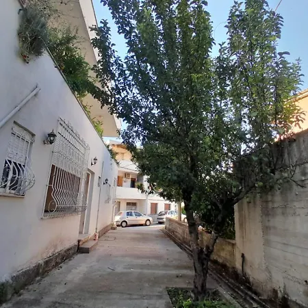 Guest House Taverna Laberia 2 Gjirokastër Exterior foto