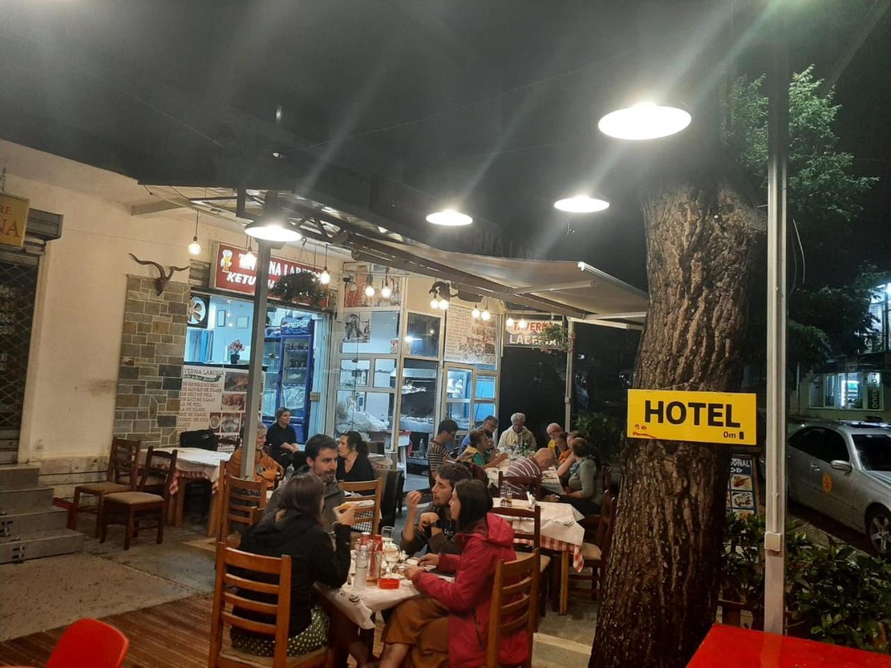 Apartment Taverna Laberia 2 *