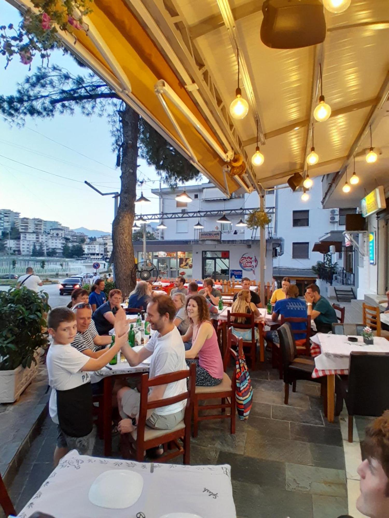 Taverna Laberia 2 Apartment Gjirokastër